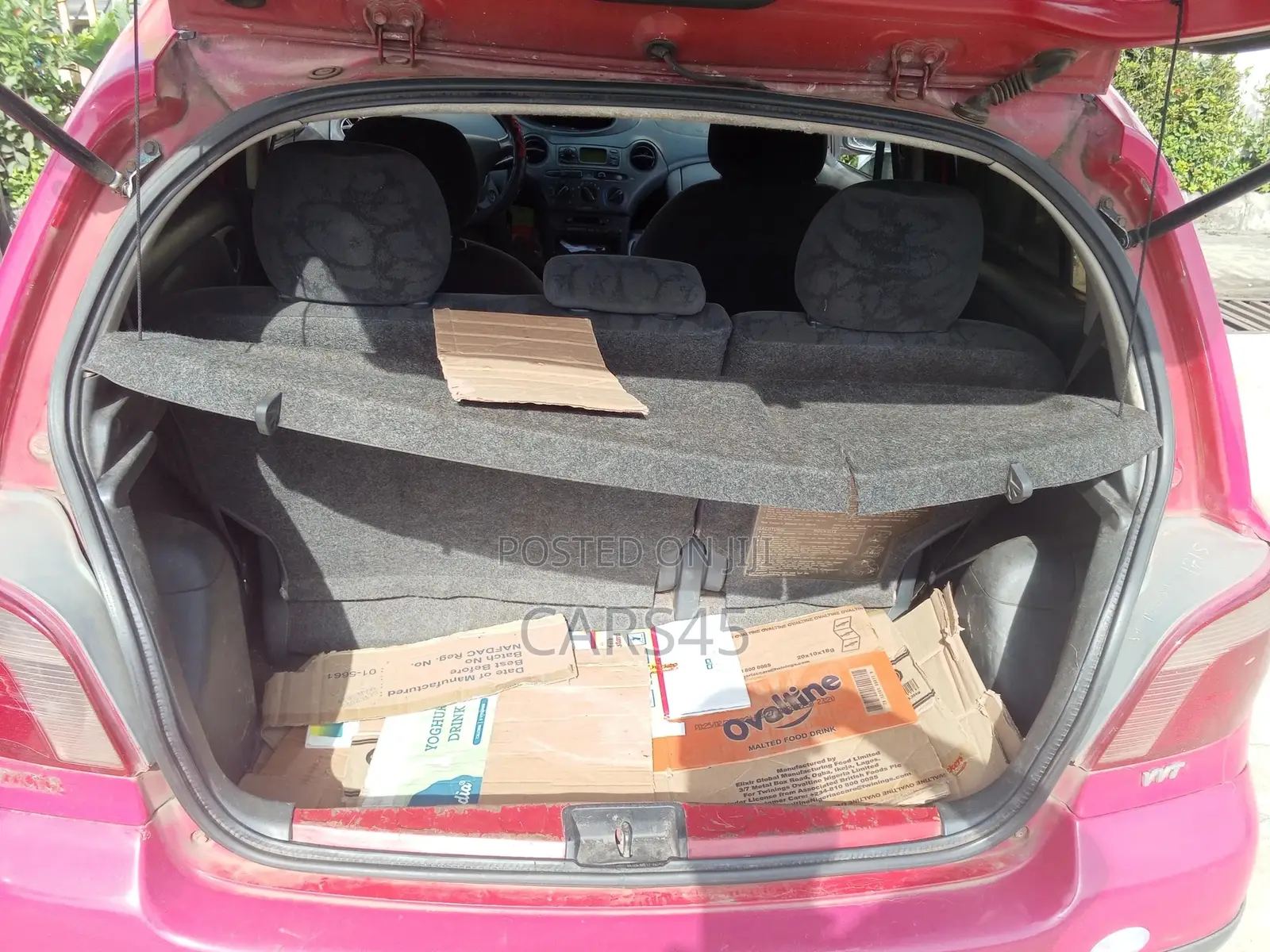 Toyota Yaris 2001 Red
