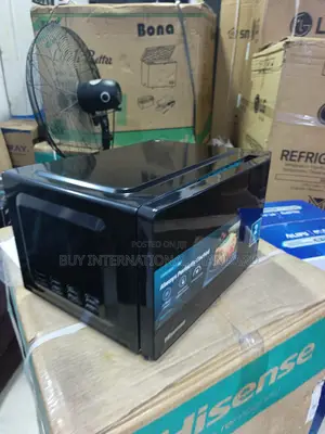 Hisense H20MOBS15 20L Practical Food Reheating Appliance