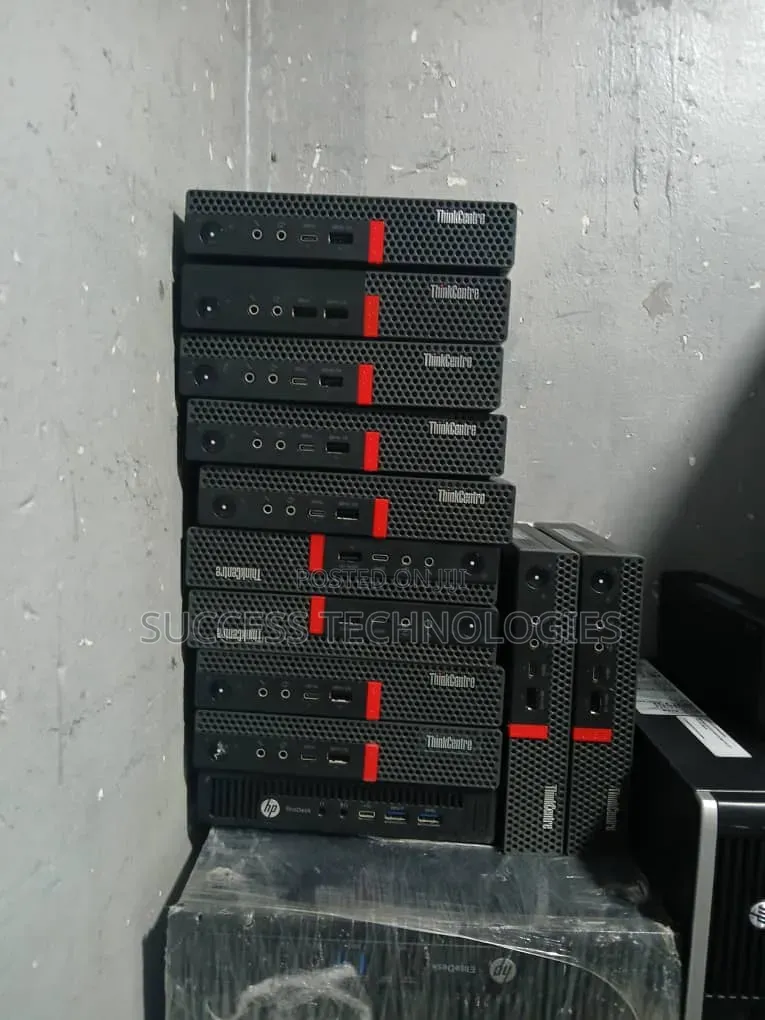 Desktop Computer Lenovo ThinkCentre M720 4GB Intel Core i3 HDD 250GB