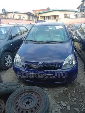 Toyota Yaris 2003 Blue