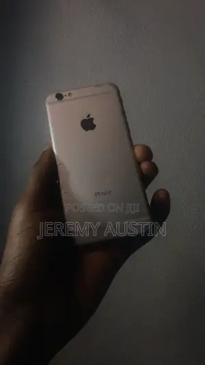 Apple iPhone 6 16 GB Silver