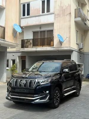 Toyota Land Cruiser Prado 2011 Black