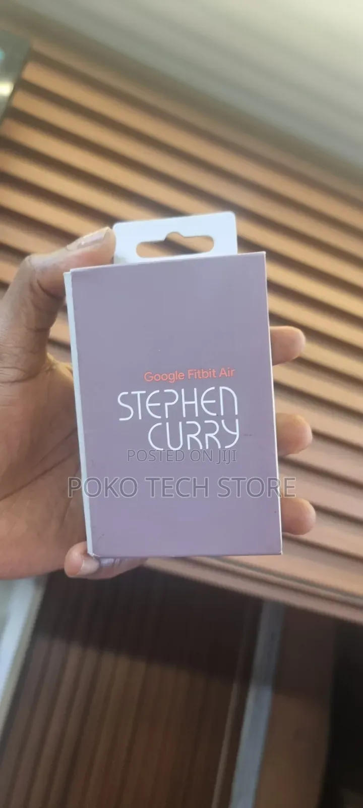 Google Fitbit Air Special Edition: Stephen Curry 
