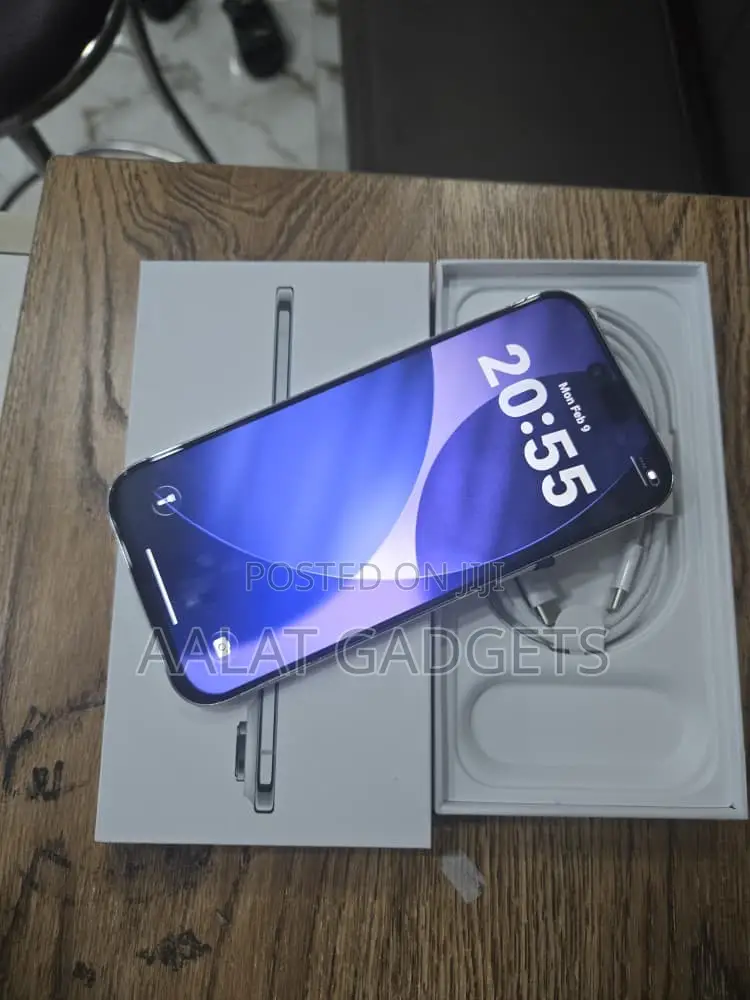 New Apple iPhone Air 1 TB White