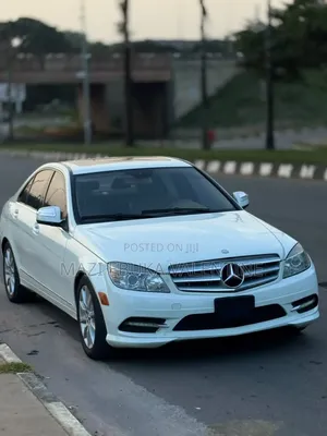 Mercedes-Benz C300 2008 White