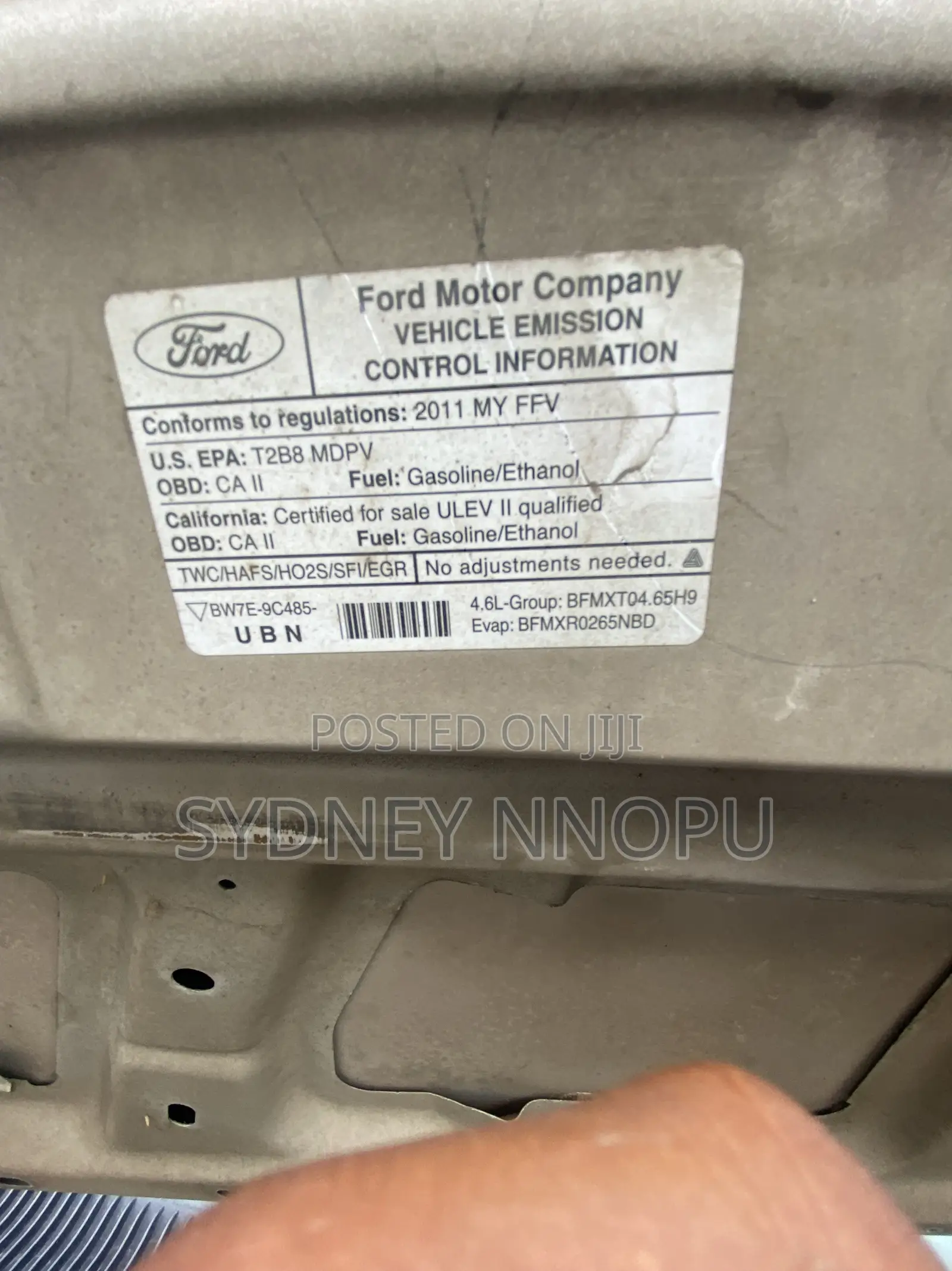 Chevrolet 3500 2011 White