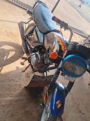 TVS HLX 125 2021 Black