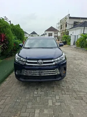 Toyota Highlander XLE V6 4x4 (3.5L 6cyl 6A) 2016 Blue