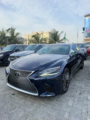 Lexus LS 2018
