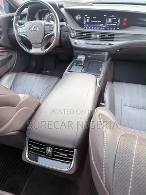 Lexus LS 2018