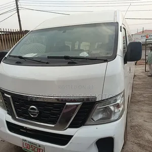 Nissan Caravan (Urvan) 2023 White