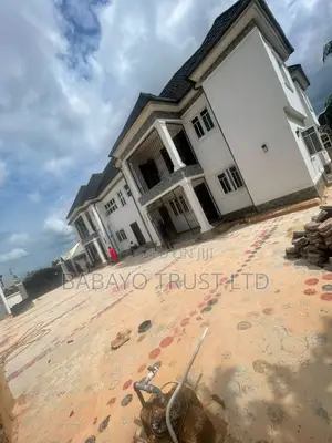 3bdrm Apartment in Benin City for rent