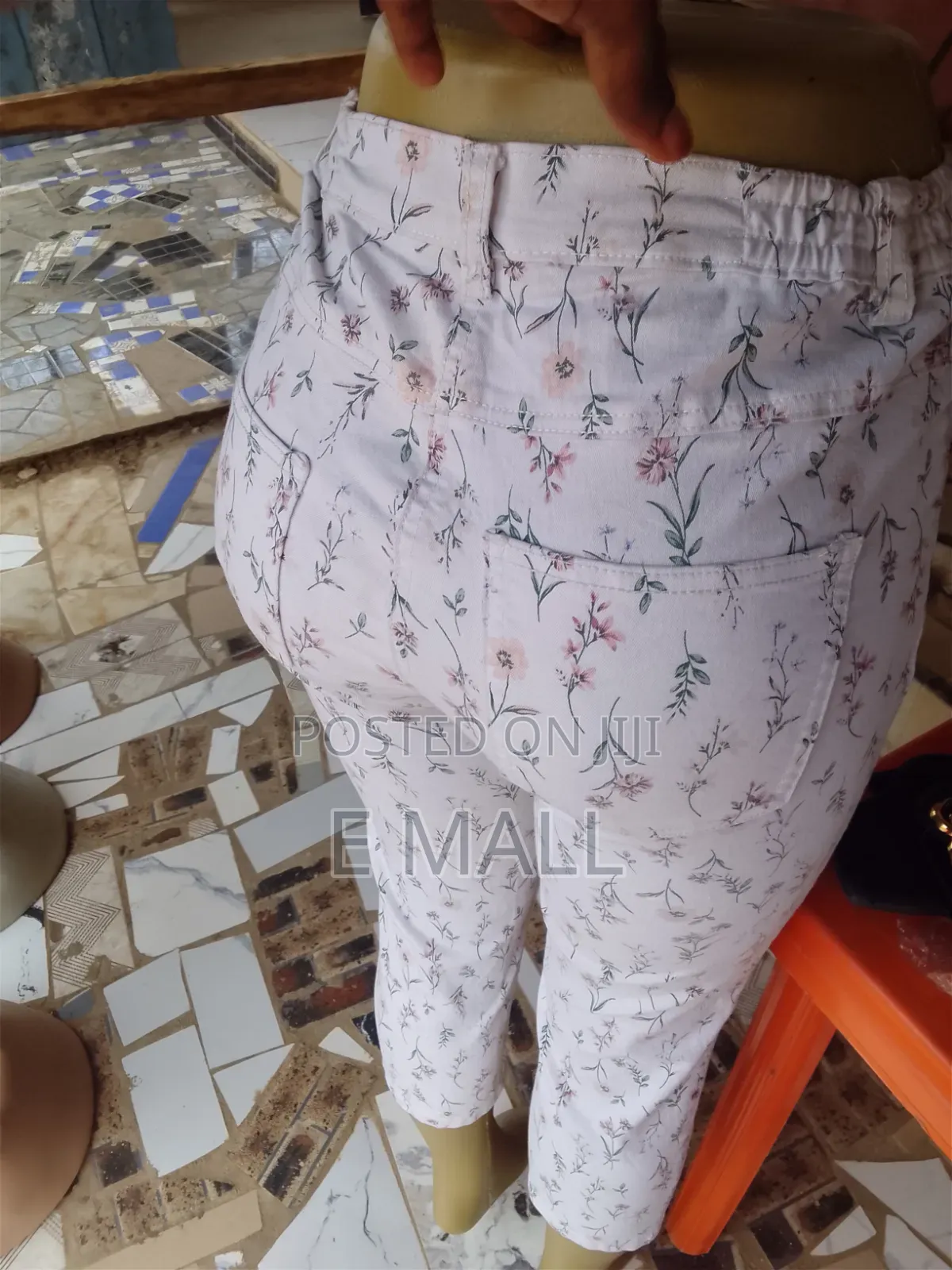 Beautiful Thrift Ladies Trousers