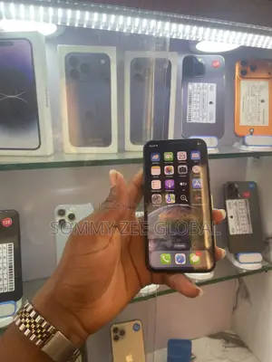 Apple iPhone X 64 GB Black