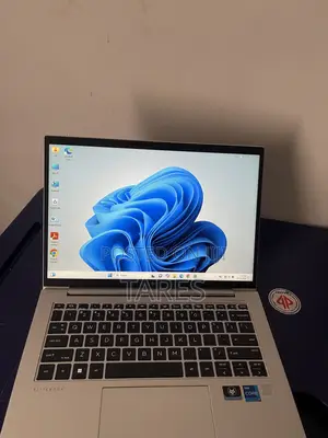 Laptop HP EliteBook 840 G9 16GB Intel Core i7 SSD 500GB