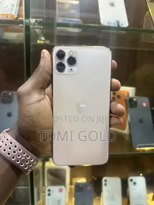 Apple iPhone 11 Pro Max 64 GB Gold