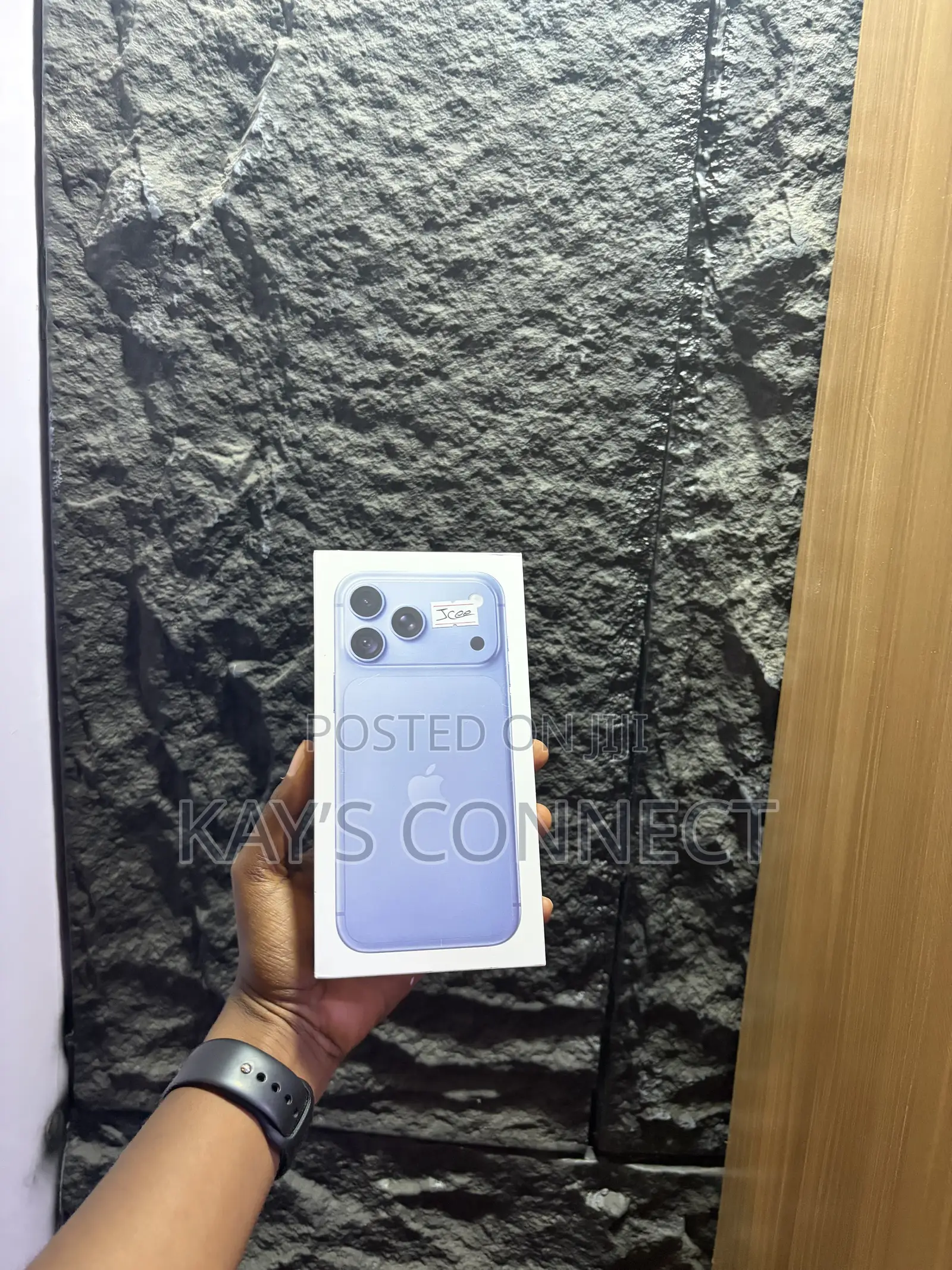 New Apple iPhone 18 Pro Max 256 GB Blue