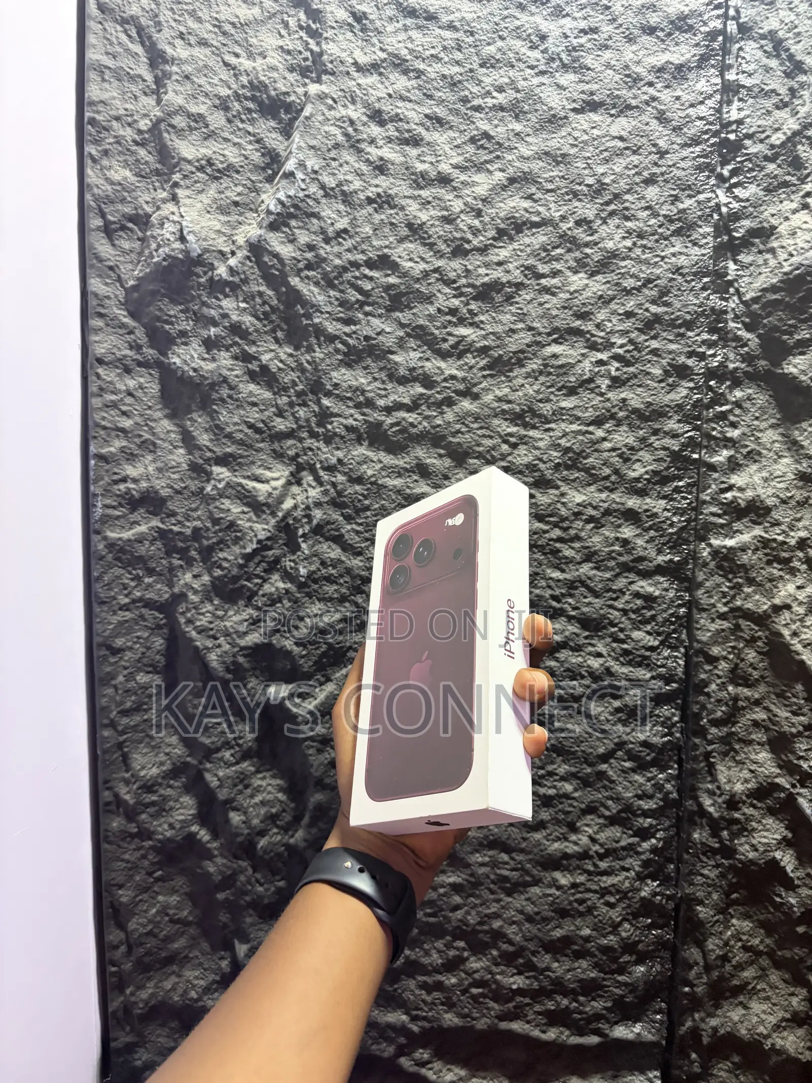 New Apple iPhone 18 Pro 256 GB Red