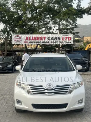 Toyota Venza LE 2012 White