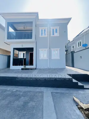 3bdrm Duplex in Bodija for sale