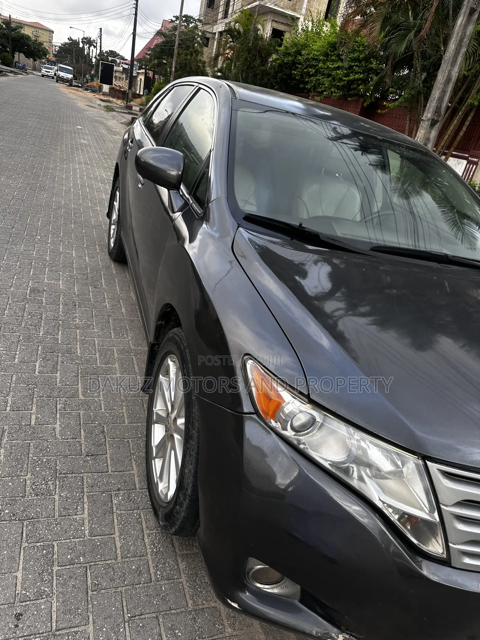 Toyota Venza AWD 2011 Gray