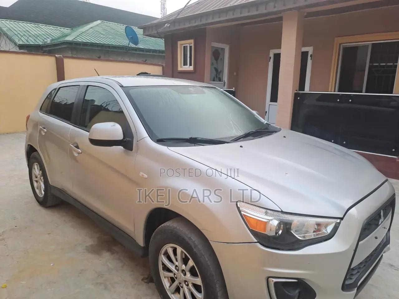 Mitsubishi RVR 2014 Silver