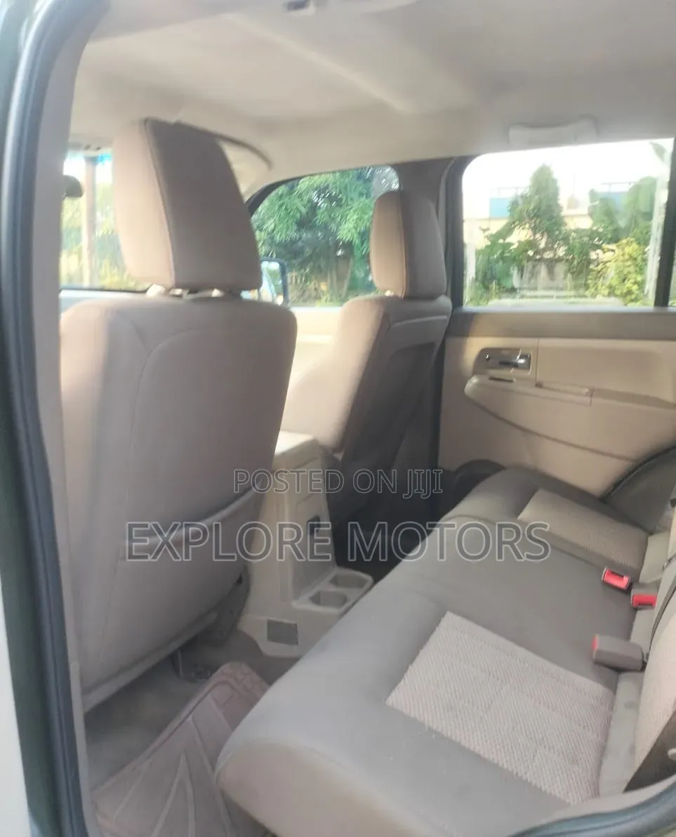 Jeep Commander 2009 Green