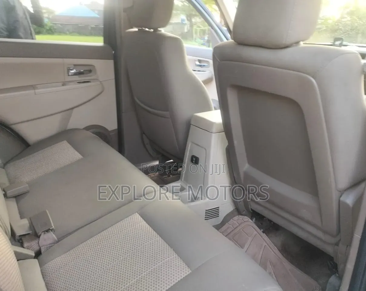 Jeep Commander 2009 Green