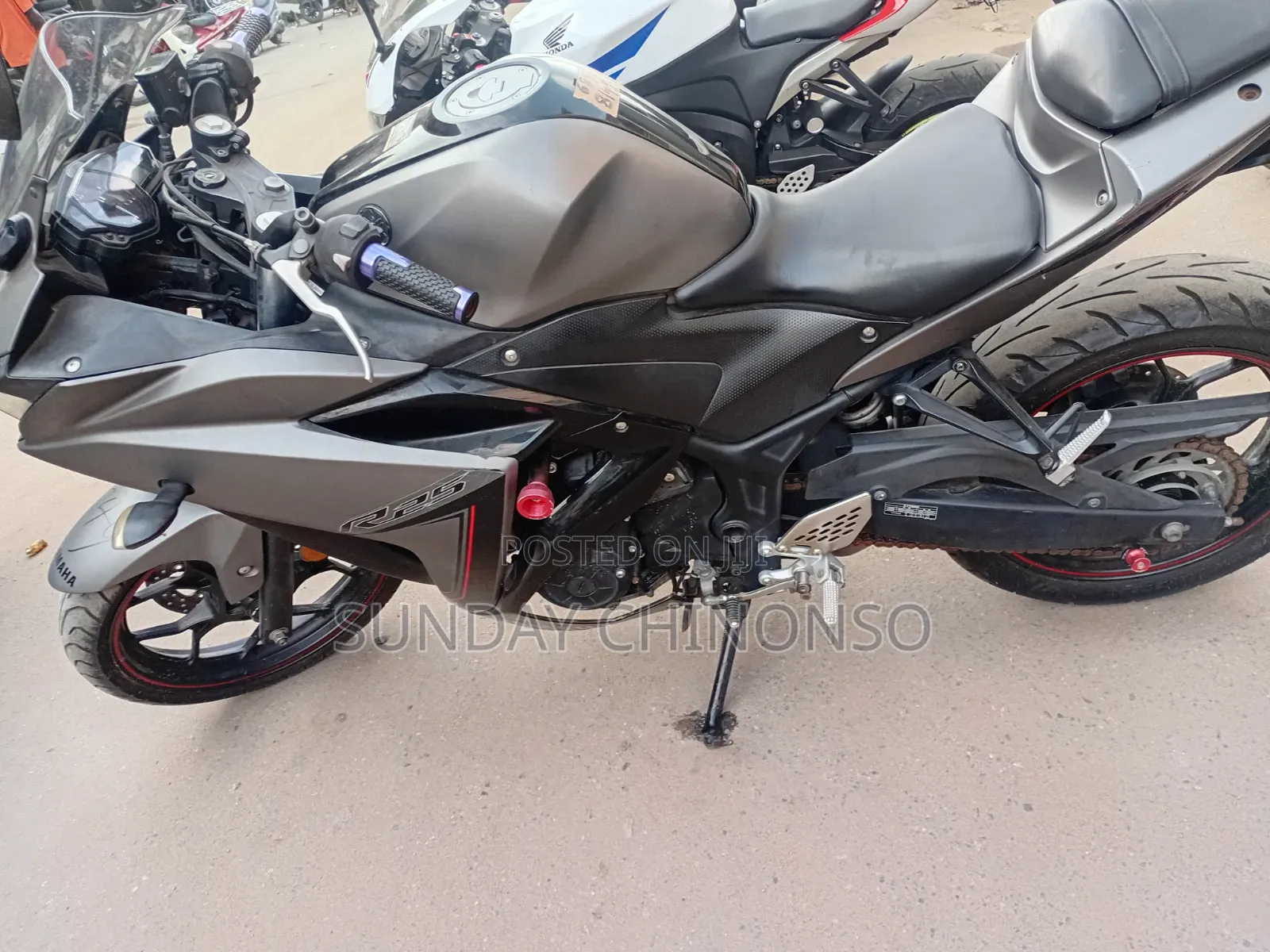 Yamaha R3 2023 Black