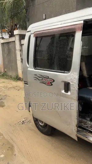 New Daihatsu Hijet 2025 Silver