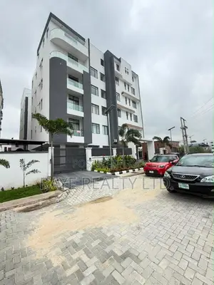 3bdrm Apartment in Ikate for sale