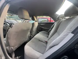 Toyota Corolla 2013 Black