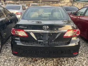 Toyota Corolla 2013 Black