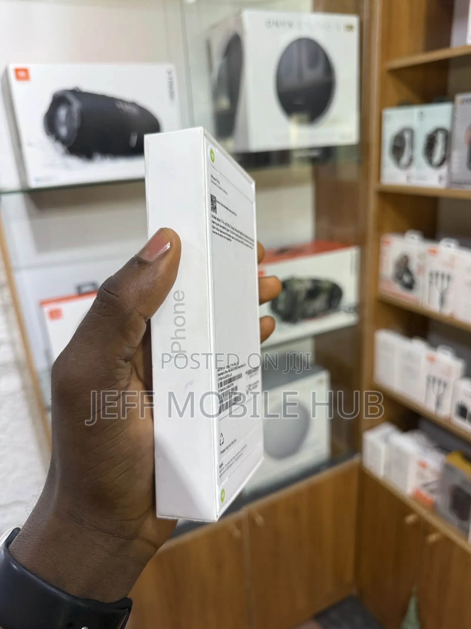 New Apple iPhone 18 Pro 256 GB Red