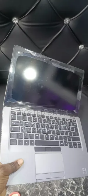 Laptop Dell Latitude 5411 8GB Intel Core i5 SSD 256GB
