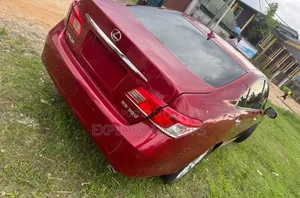 Lexus ES 350 2011 Red