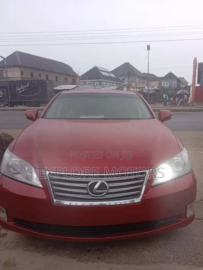 Lexus ES 350 2011 Red