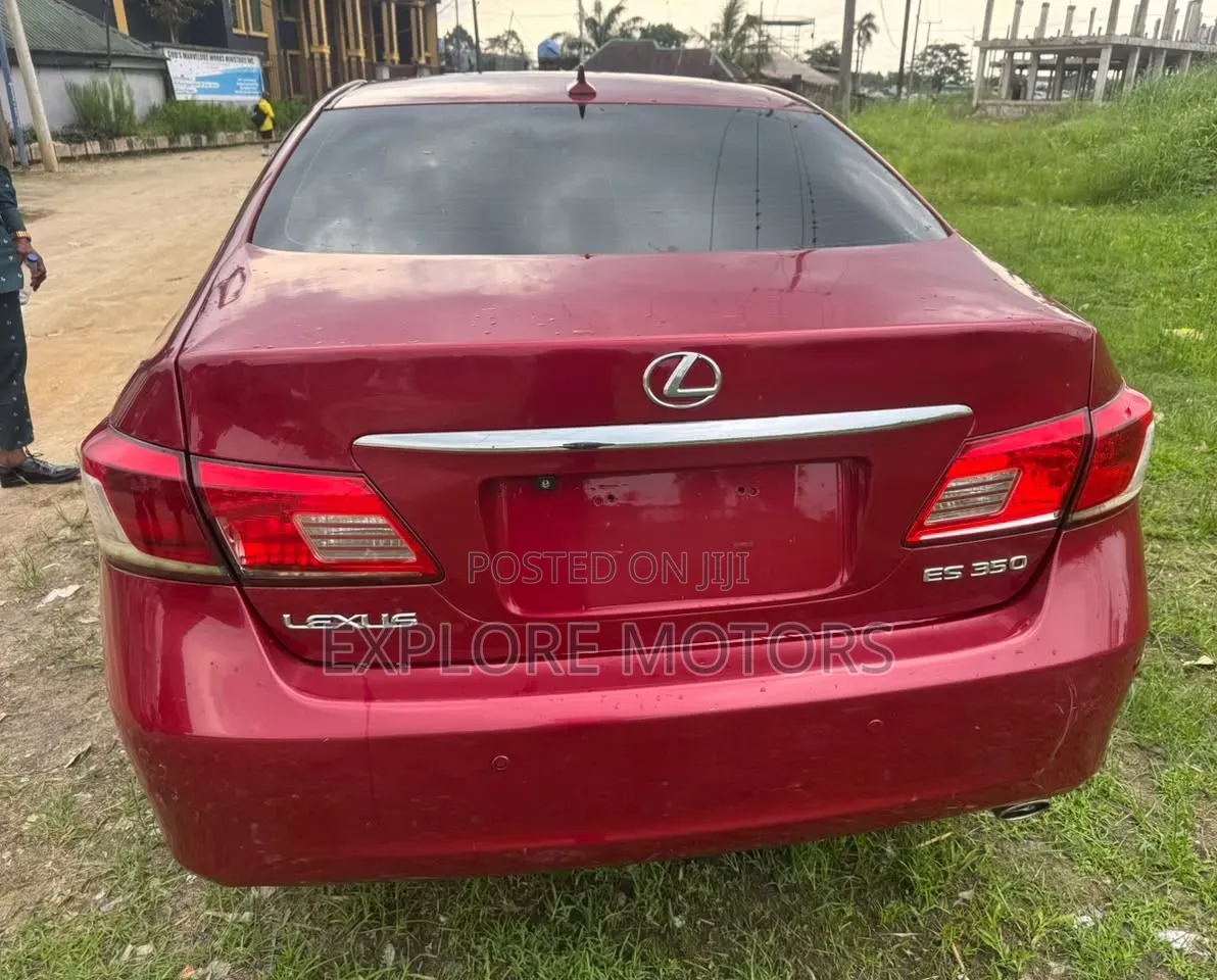 Lexus ES 350 2011 Red