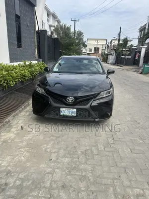 Toyota Camry 2018 Black