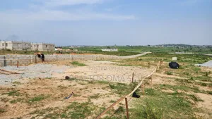 Stallion Exclusive Residence Idu