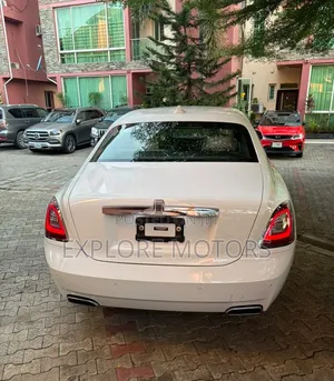Rolls-Royce Ghost 2023 White