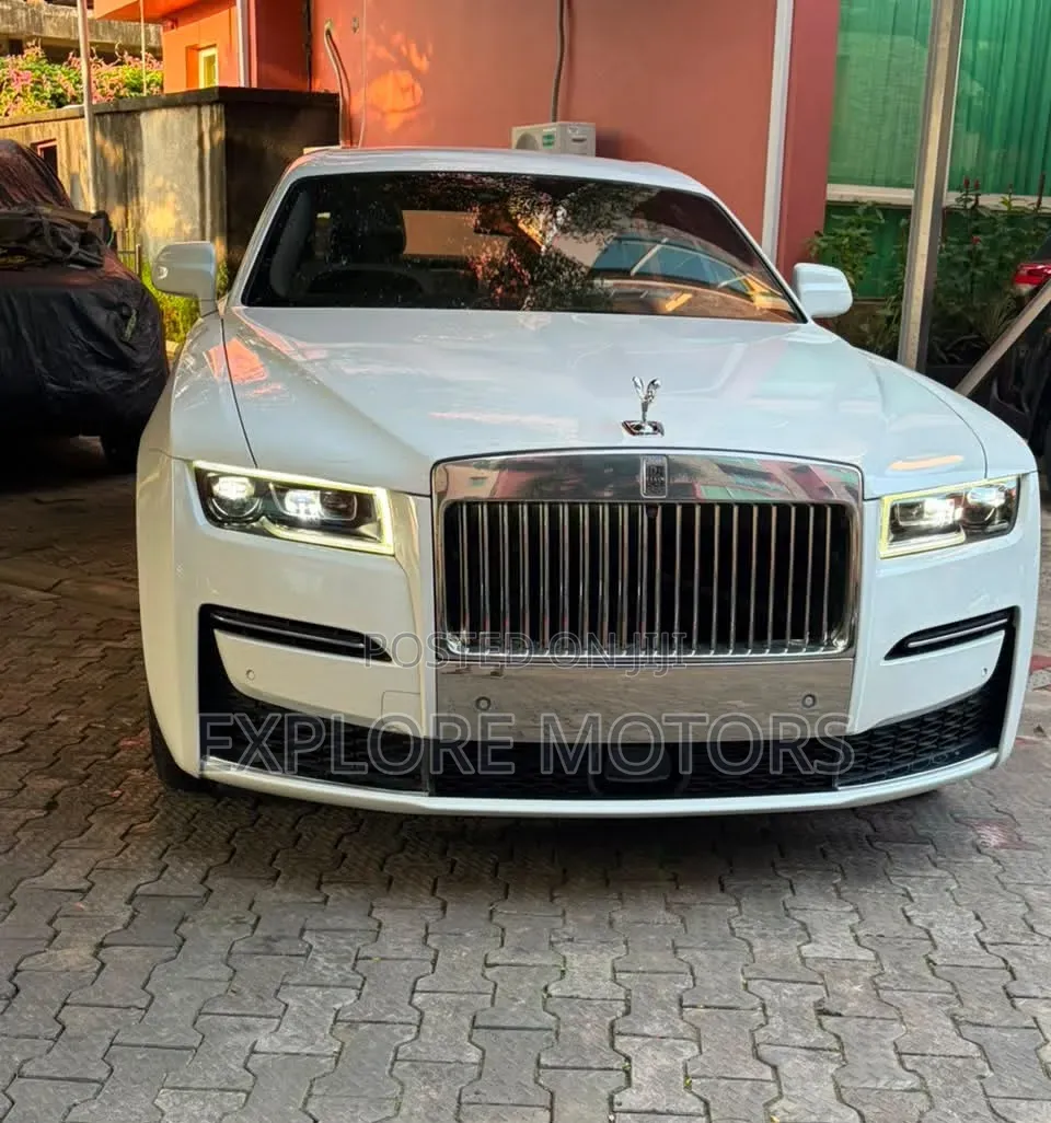 Rolls-Royce Ghost 2023 White