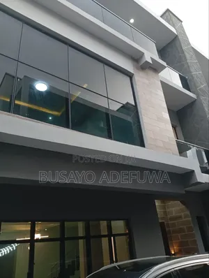 5bdrm Duplex in Oak Mews, Ikate for sale