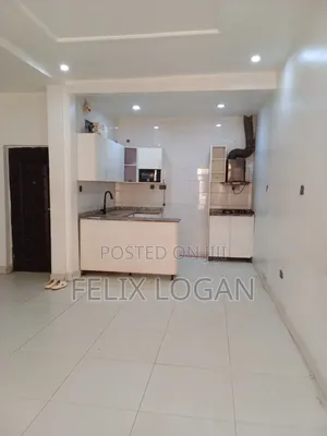1bdrm Block of Flats in Paradise Court, Idu for rent