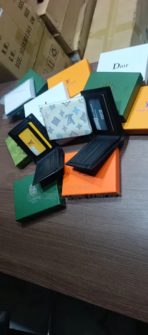 Leather Wallet - Unisex