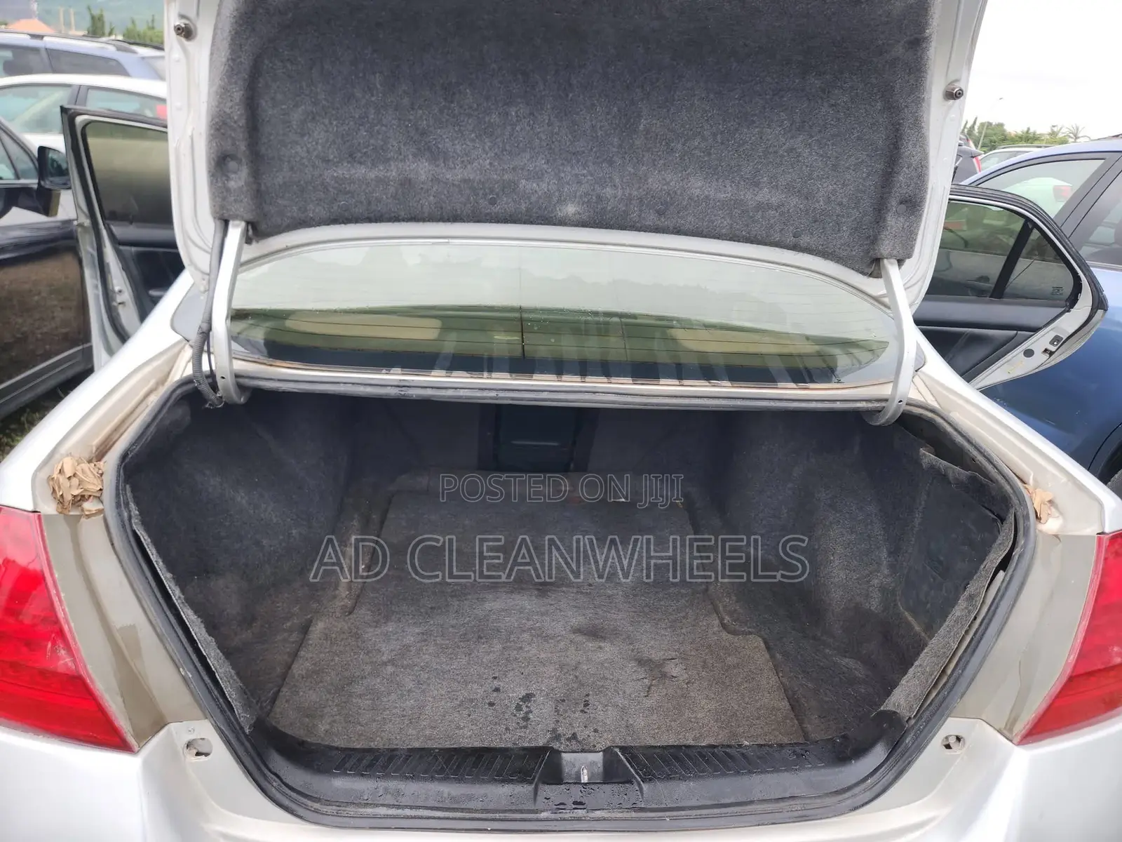 Honda Accord 2004 Silver