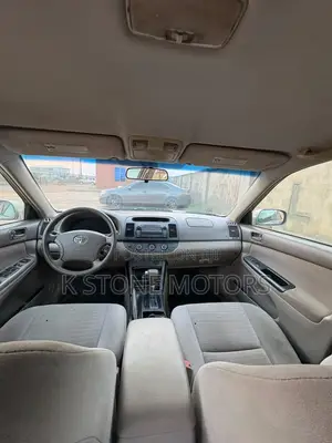 Toyota Camry 2006 Gold