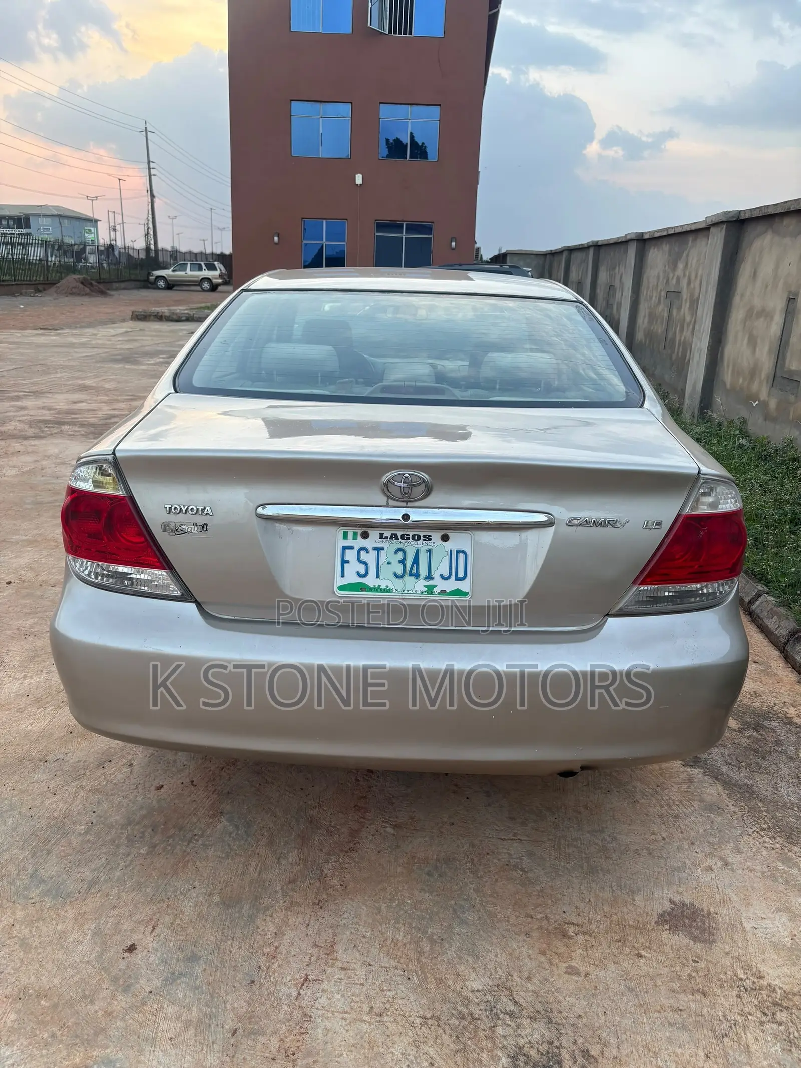 Toyota Camry 2006 Gold