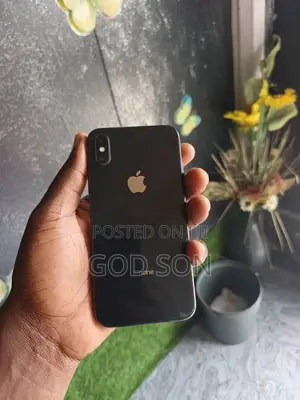 Apple iPhone X 64 GB Black