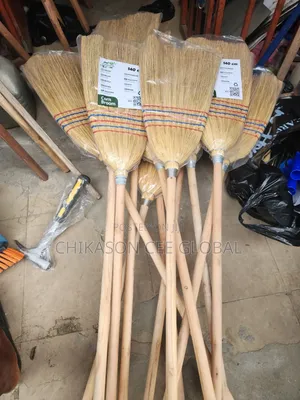 140cm Clean Rite Corn Broom
